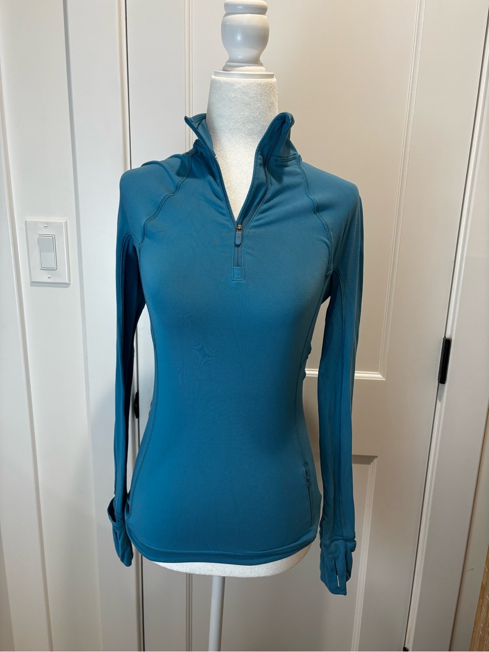 lululemon teal lightweight zip